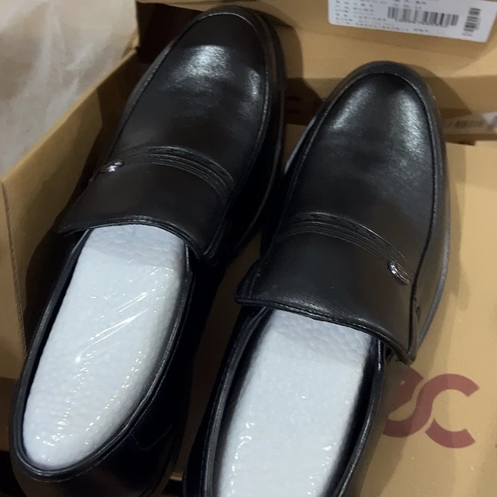 织物批鞋皮鞋41哦哦哦哦哦