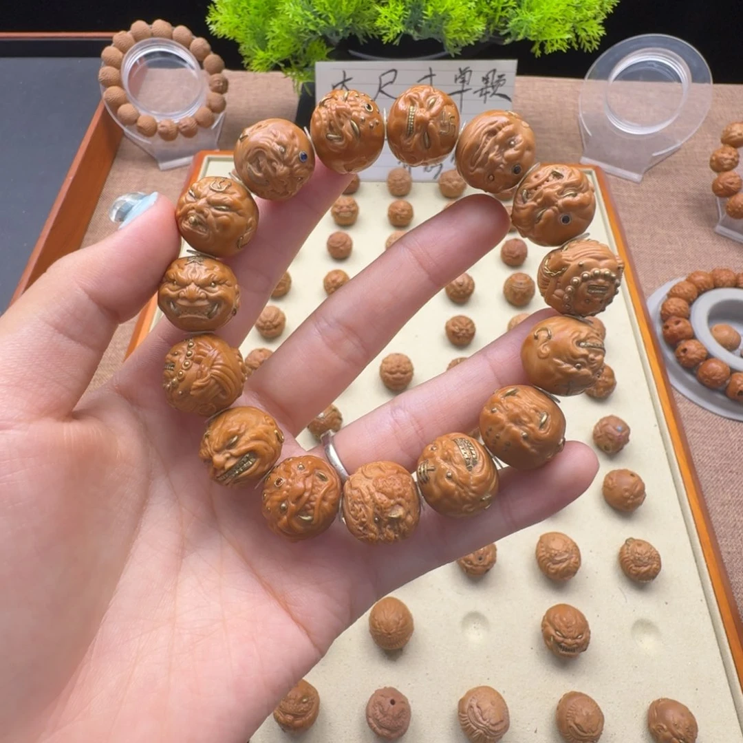 吊坠猴头核桃恶事大满贯