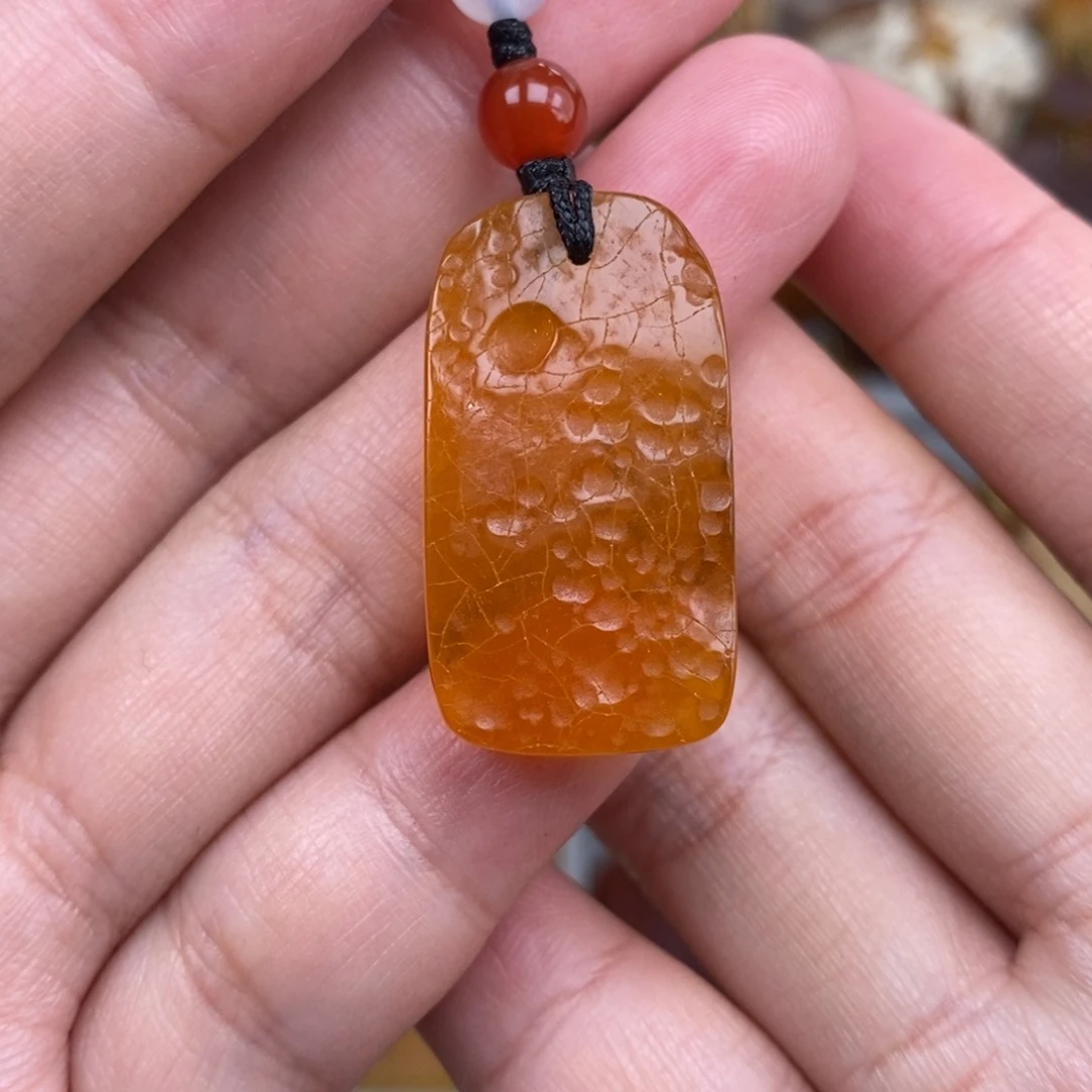 未镶嵌吊坠(赠链)琥珀