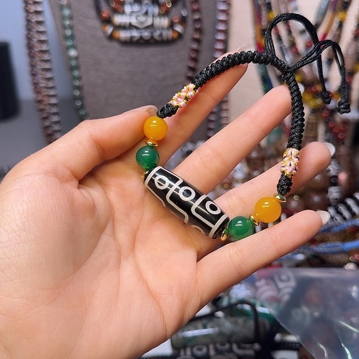 小***鱼玛瑙/玉髓未镶嵌颈饰