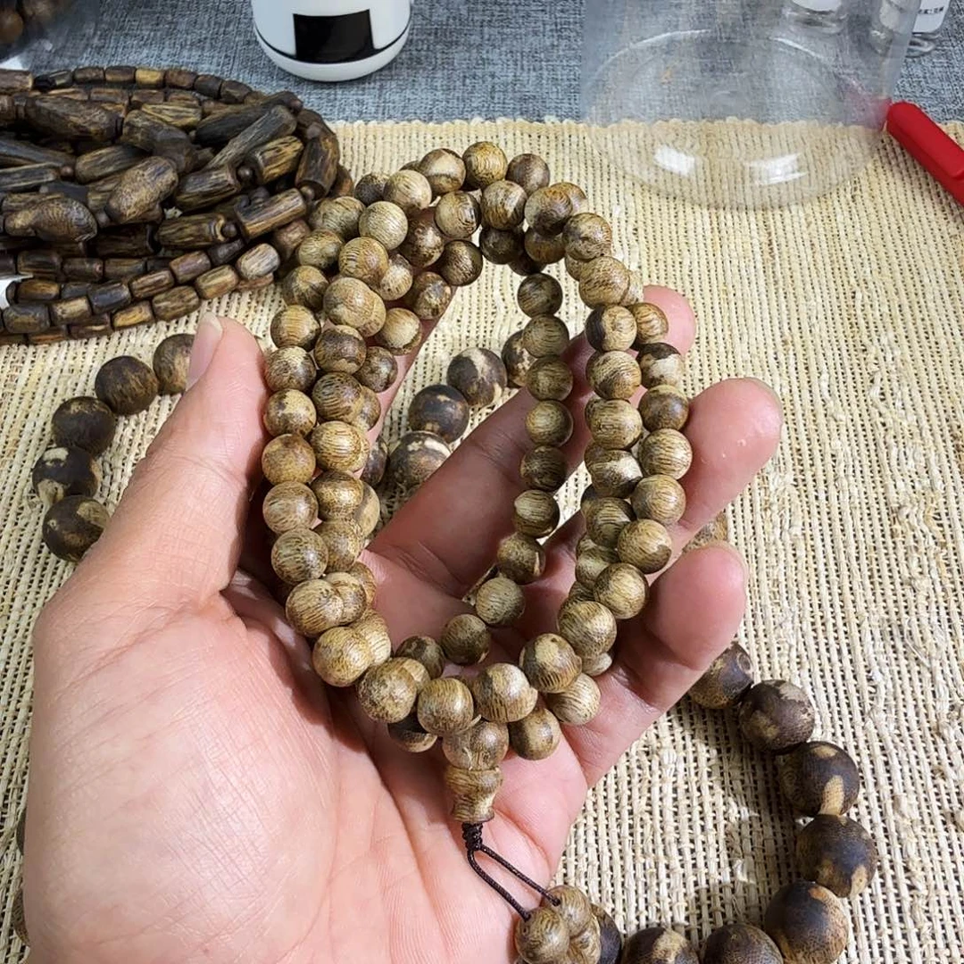 禅***）沉香沉香碎屑绿棋原生态0.8多圈