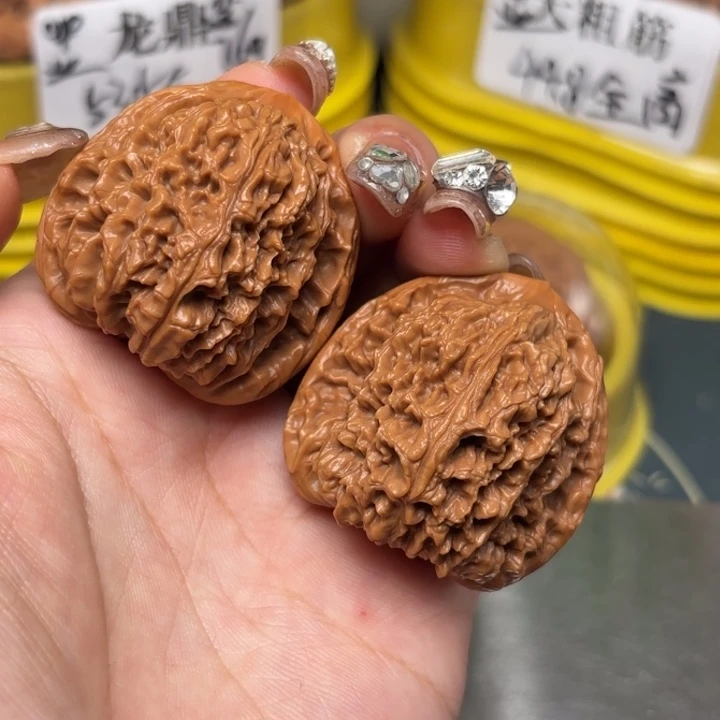 文玩核桃吊坠39-32641-02