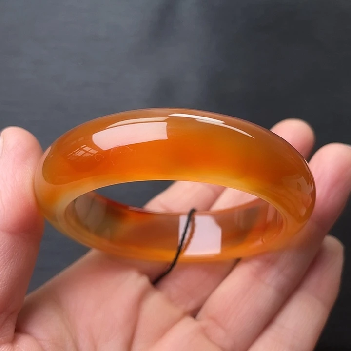 玛瑙/玉髓未镶嵌手镯52圈口