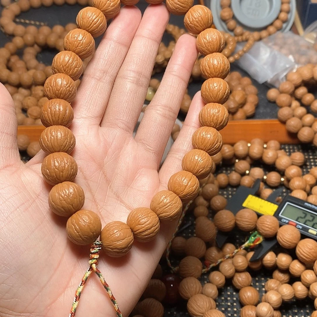 猴头核桃吊坠大*盆1.65尺寸24颗