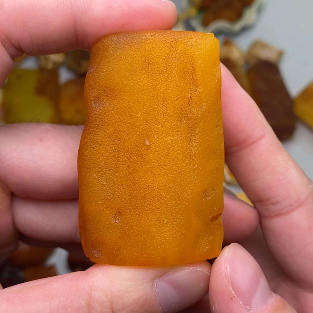 定制琥珀53牌子原石