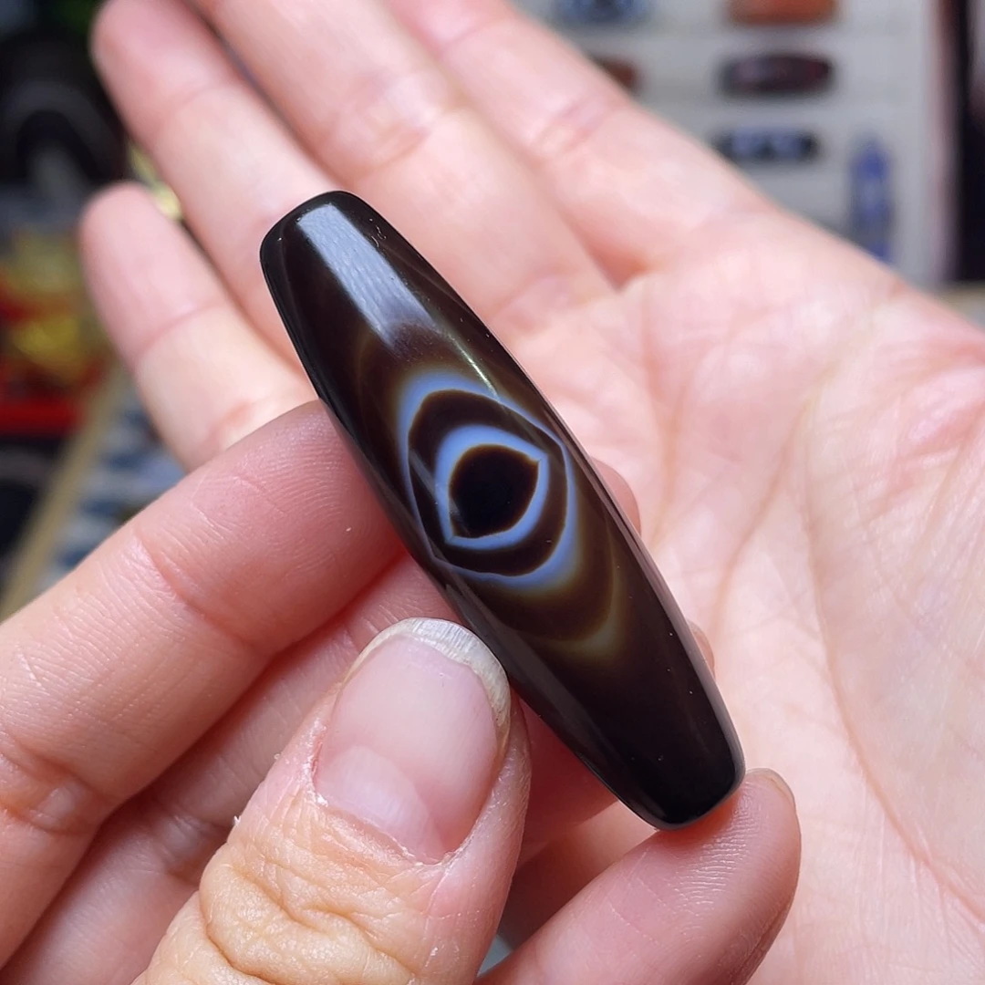 e***木玛瑙/玉髓未镶嵌珠宝奇石