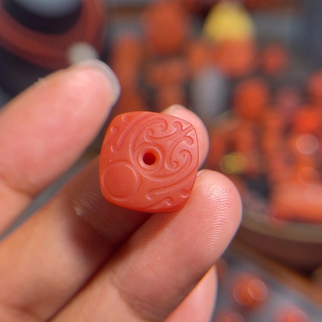 随***字南红玛瑙未镶嵌配饰方扣