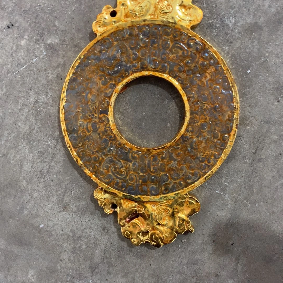 透闪石质玉未镶嵌挂件