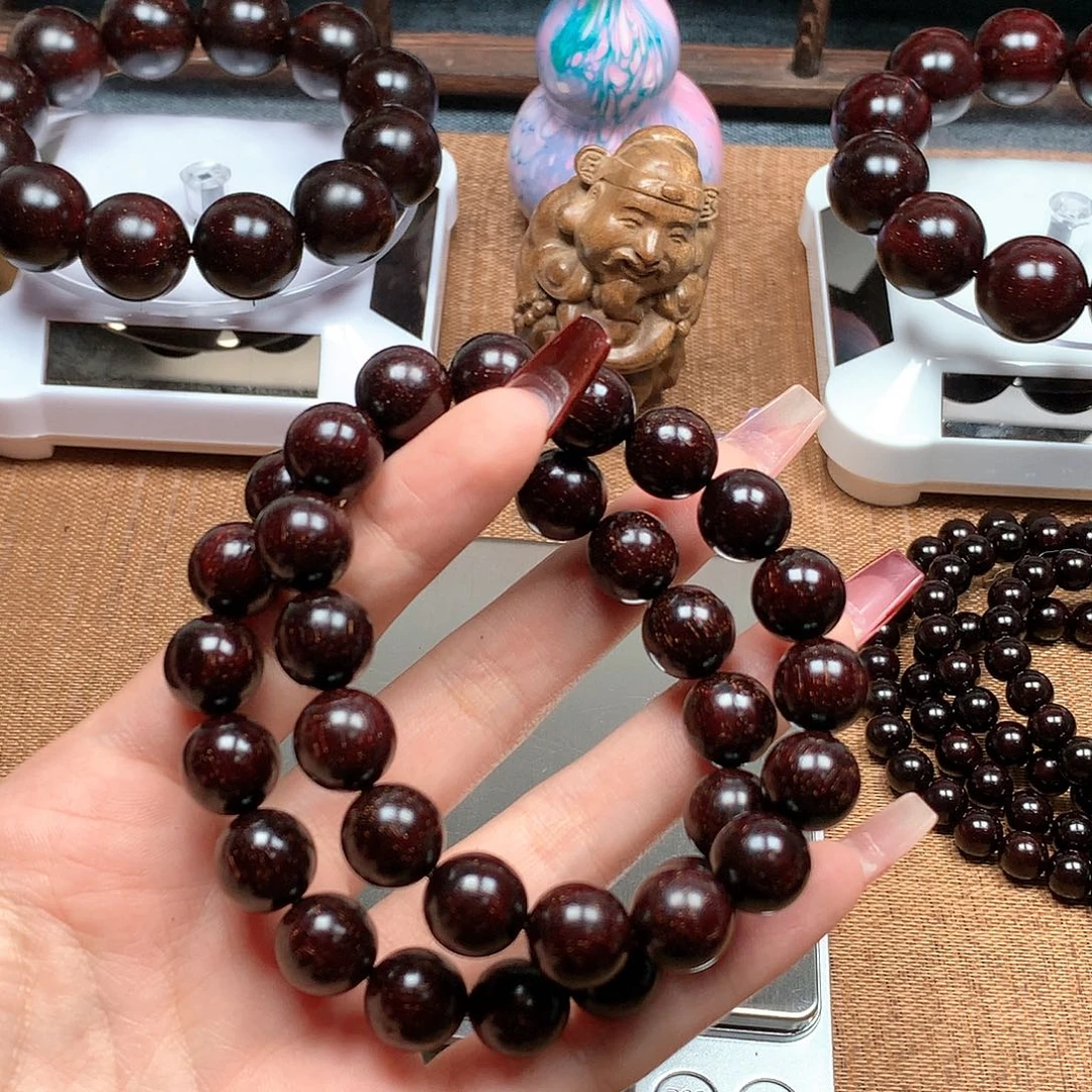 檀香紫檀（小叶紫檀）木***。1.2爆星36颗