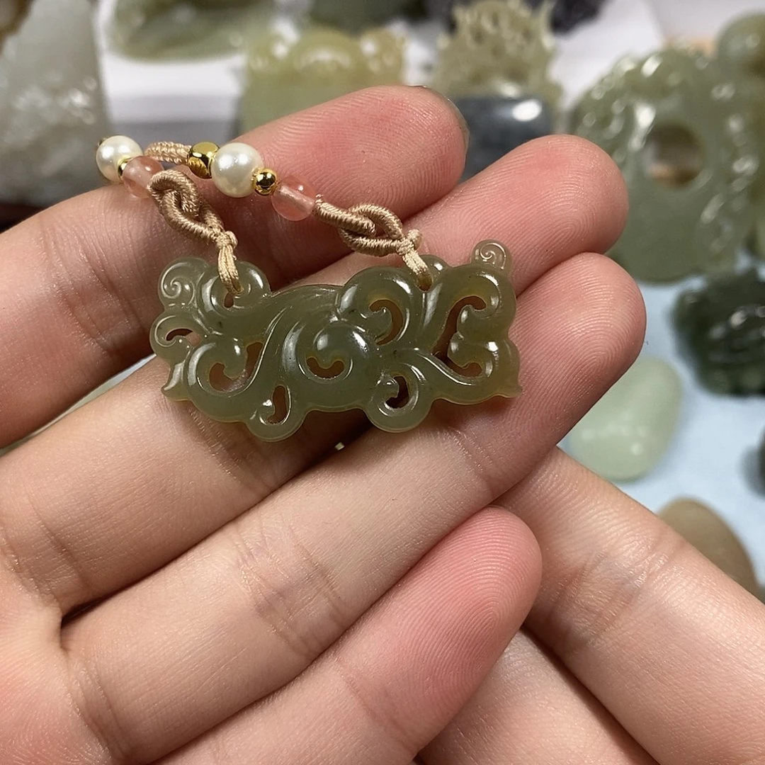 和田玉未镶嵌挂件