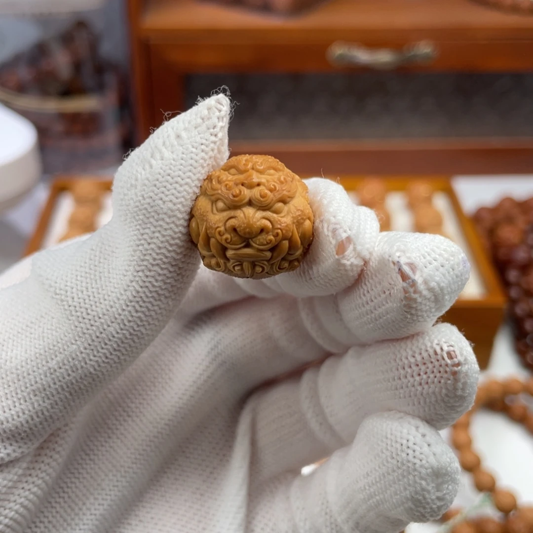 ****吊坠猴头核桃猴头核桃雕刻