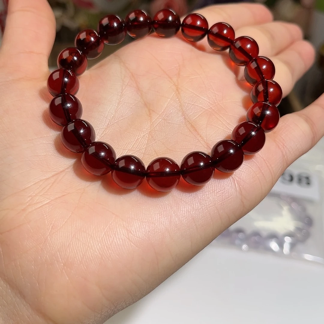 水晶手串未镶嵌血珀799