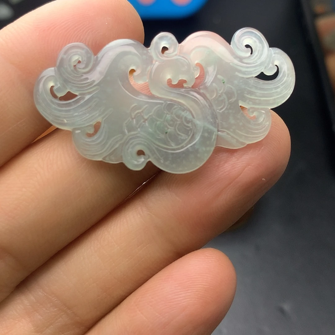 翡翠未镶嵌颈饰翡翠首饰和翡翠珠宝