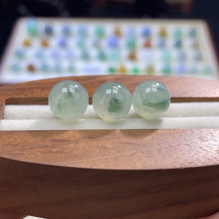 散珠翡翠冰飘绿花圆珠卡10➕