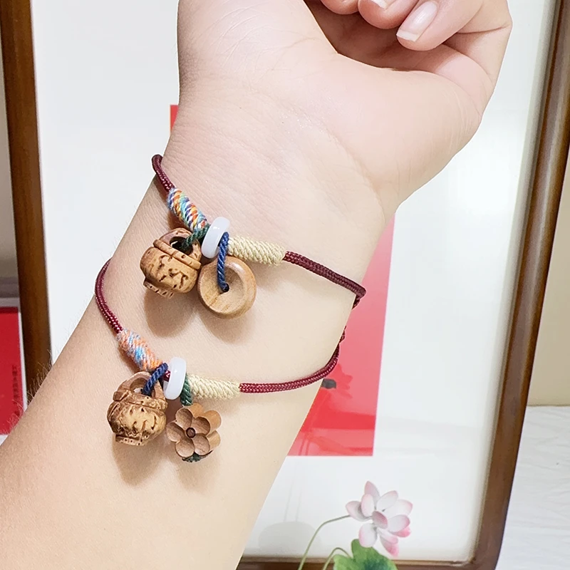 保真桃木编织手绳女红色闺蜜手链饰品本命年饰品百搭礼物红绳手链