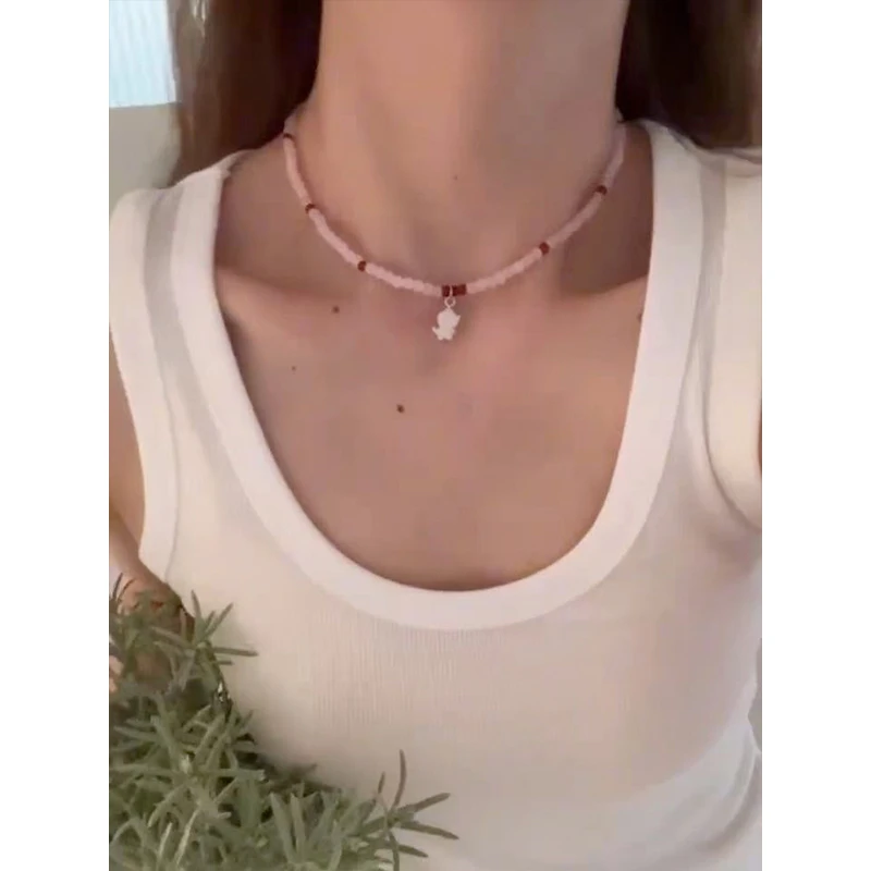 铜合金树脂项链 甜美气质猫咪小狗粉色串珠项链女高级感锁骨链