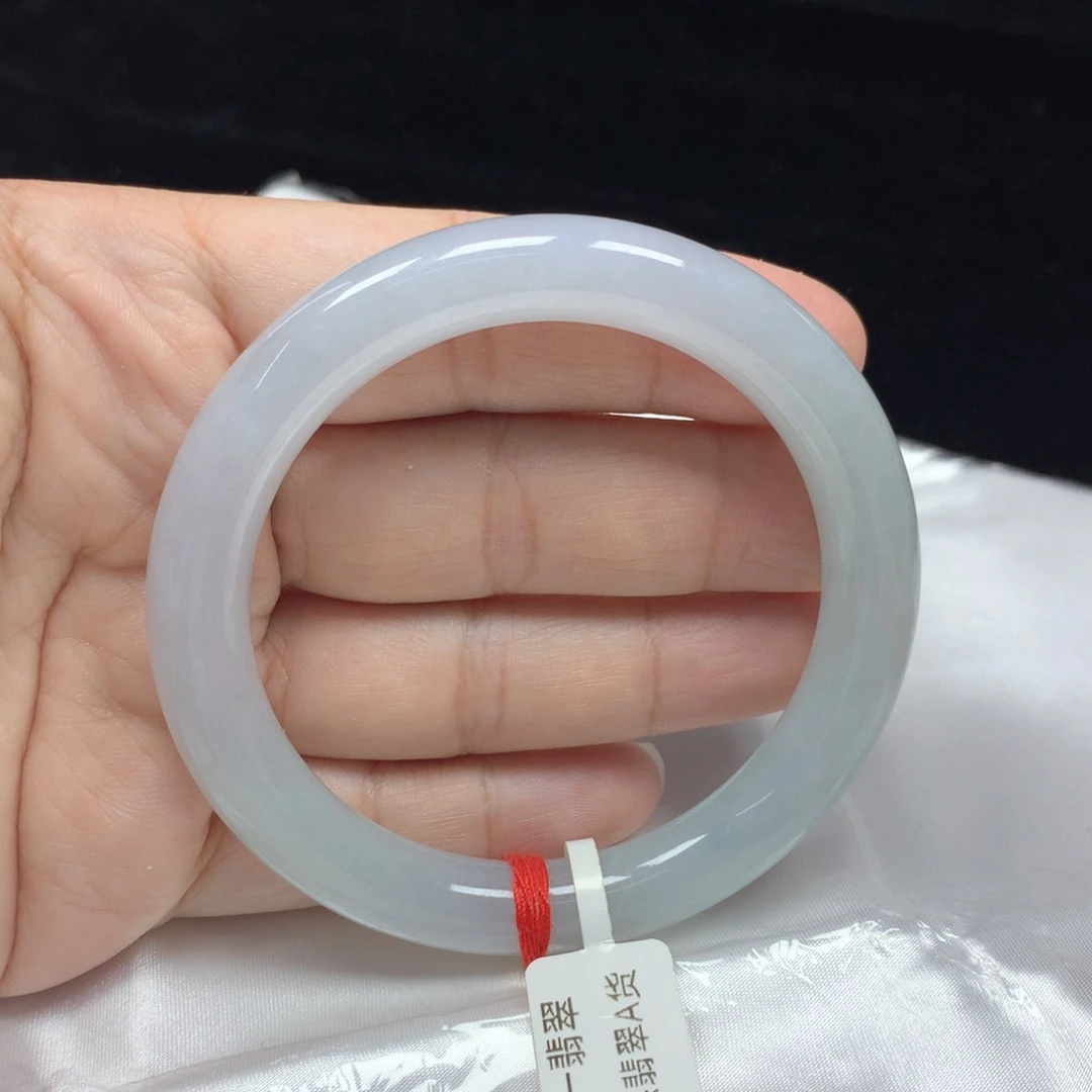 翡翠手镯未镶嵌圆条58