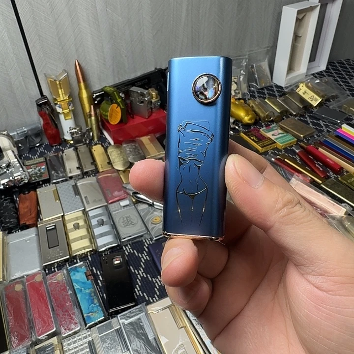 淡***味猫眼电子充气打火机