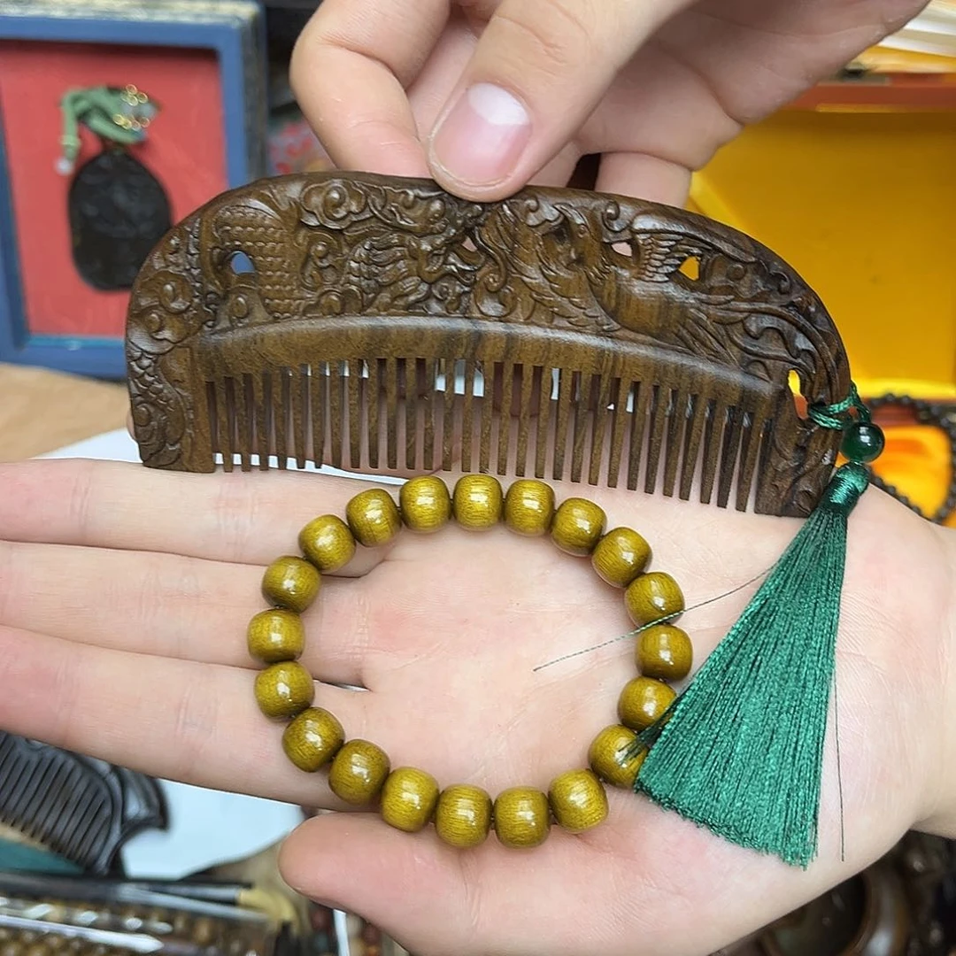 大叶紫檀（黑酸枝木类）