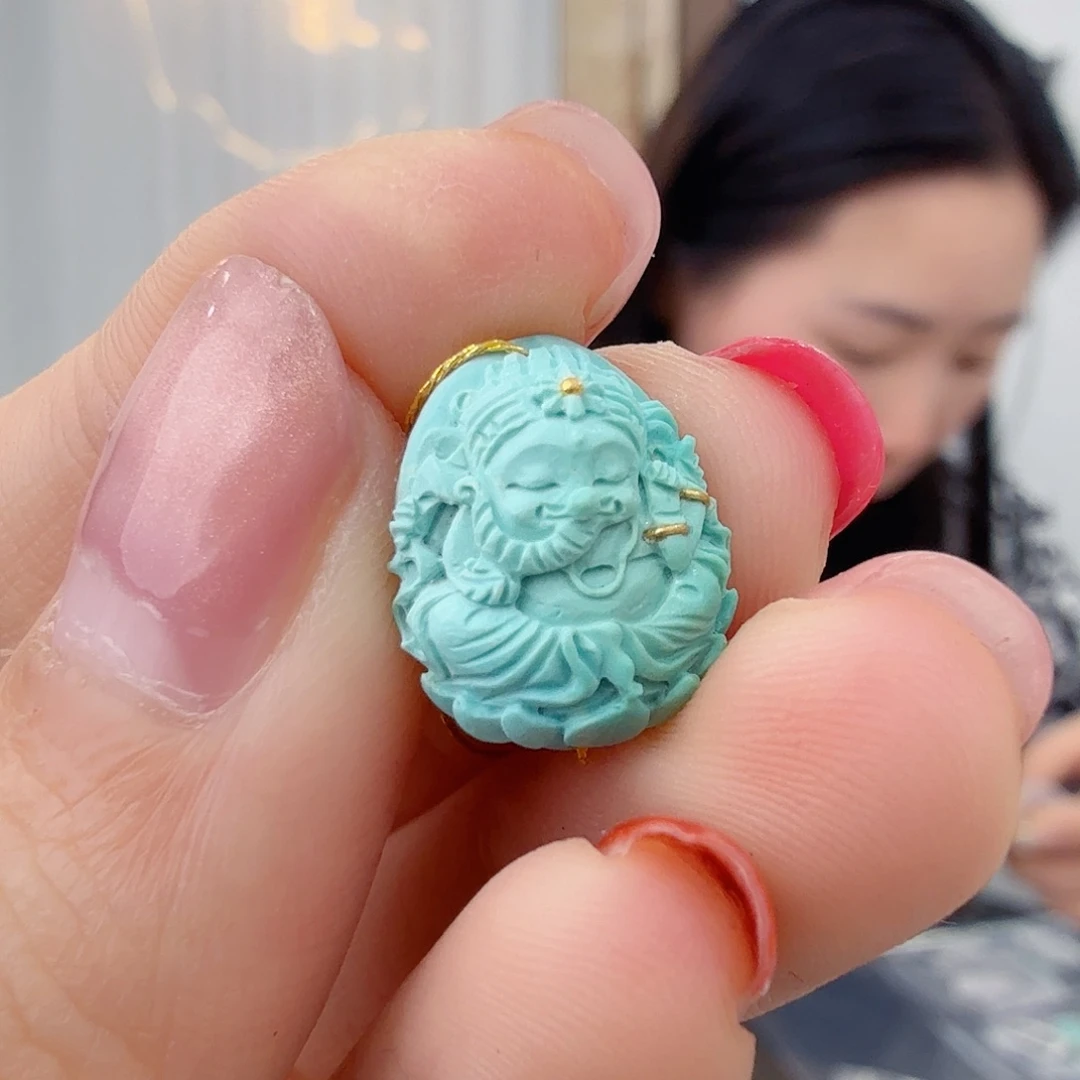 绿松石未镶嵌珠宝奇石