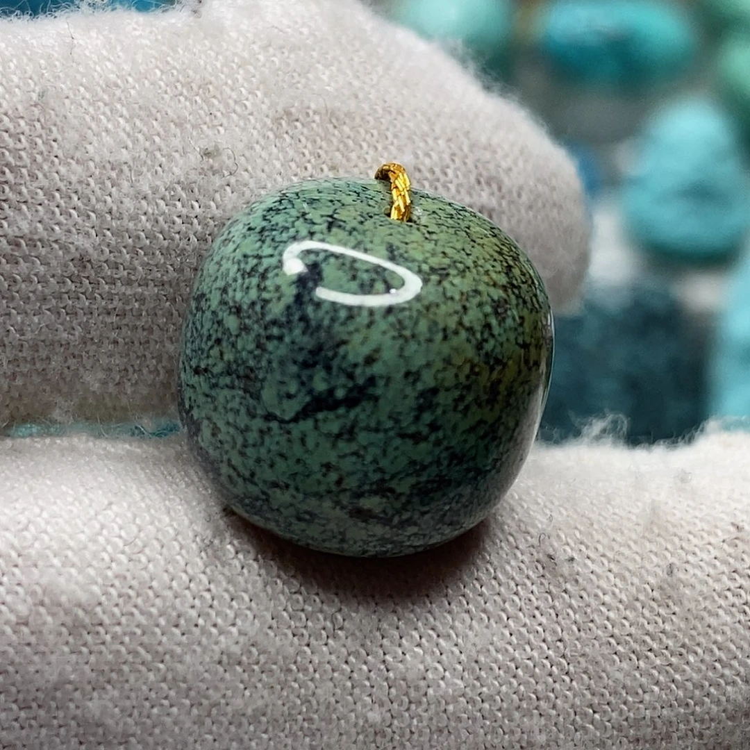 绿松石未镶嵌天然原矿 带武汉地大证书