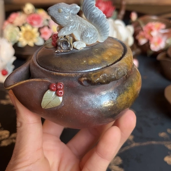 千玺造物松鼠宝瓶