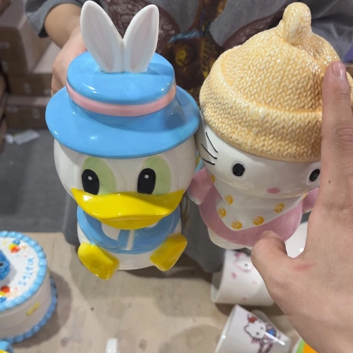 紫砂在干嘛呀亲爱呢