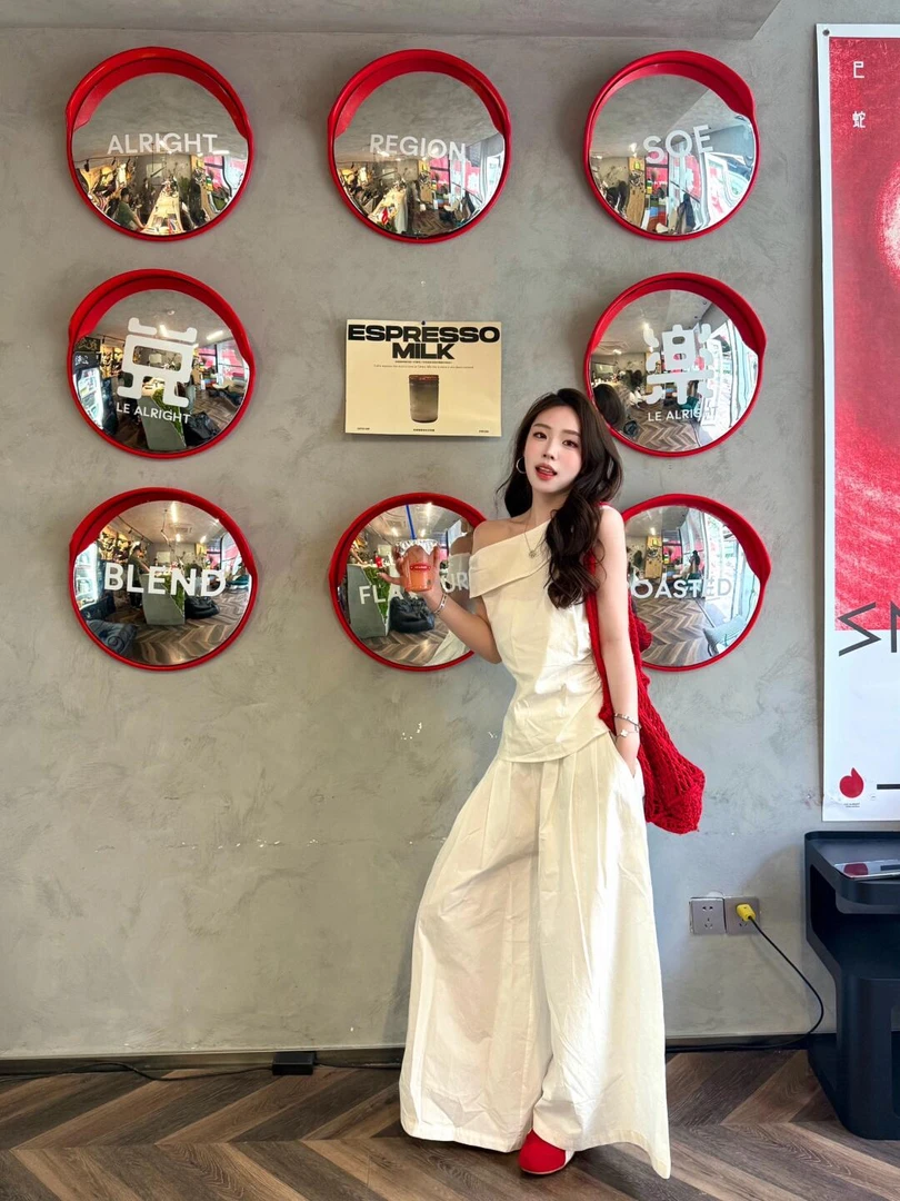 女装夏季时尚新款韩系洋气休闲装慵懒风露肩显瘦五一旅游出街衣服