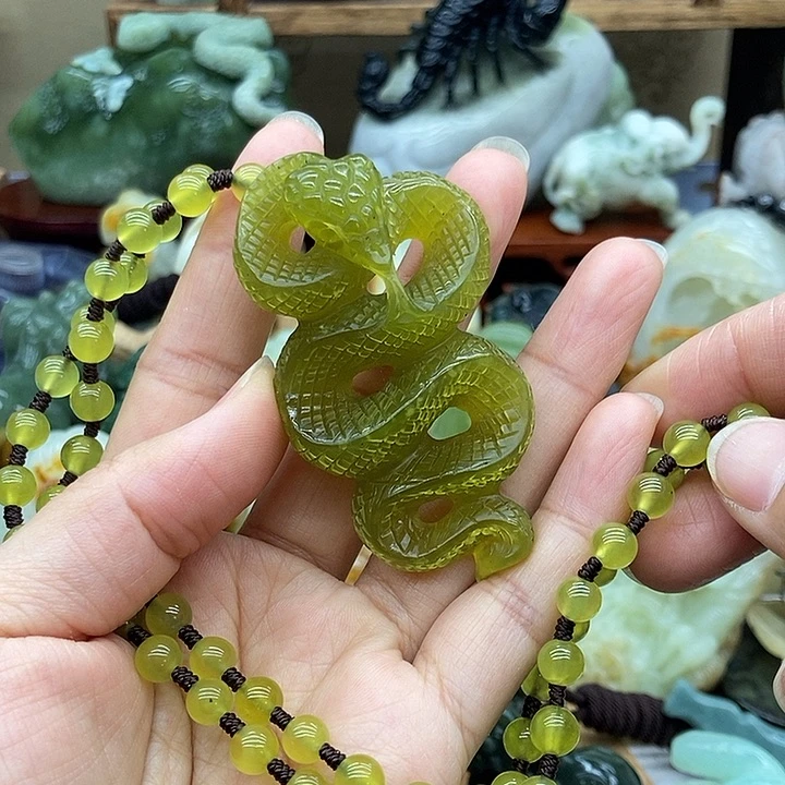 岫玉挂件吊坠未镶嵌