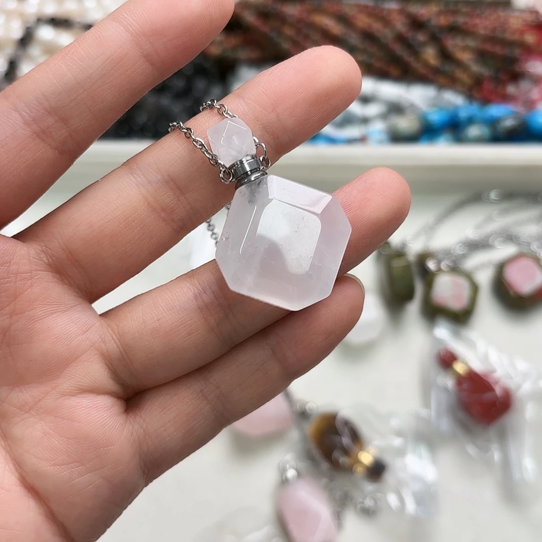 *****玛瑙/玉髓未镶嵌珠宝半成品白水晶香水瓶一颗