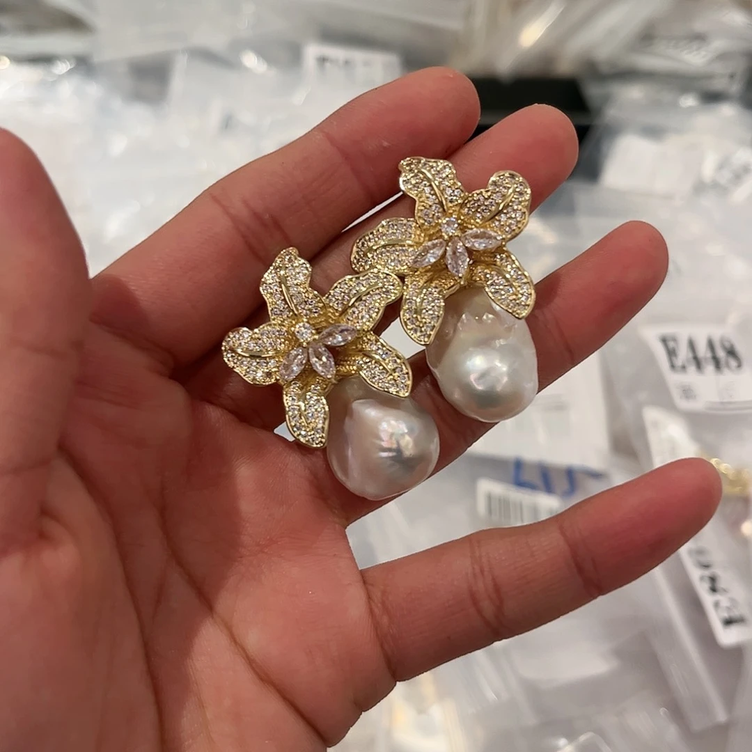 淡水珍珠耳饰合金