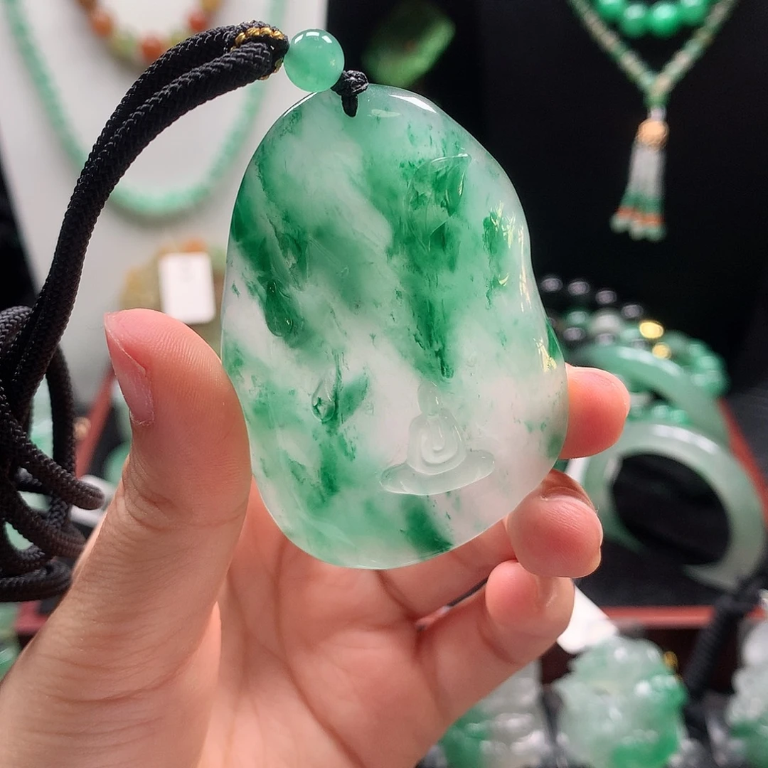 无***语石英质玉未镶嵌吊坠