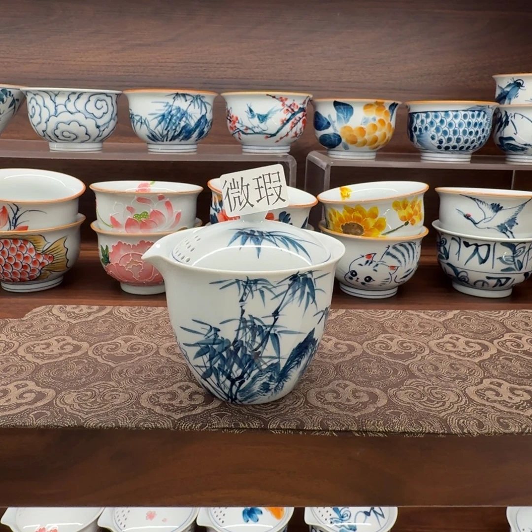 釉下手绘茶具微瑕