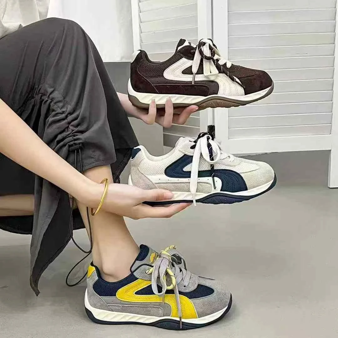 2025年新款女鞋秋款运动鞋不闷脚透气软底舒适百搭防滑