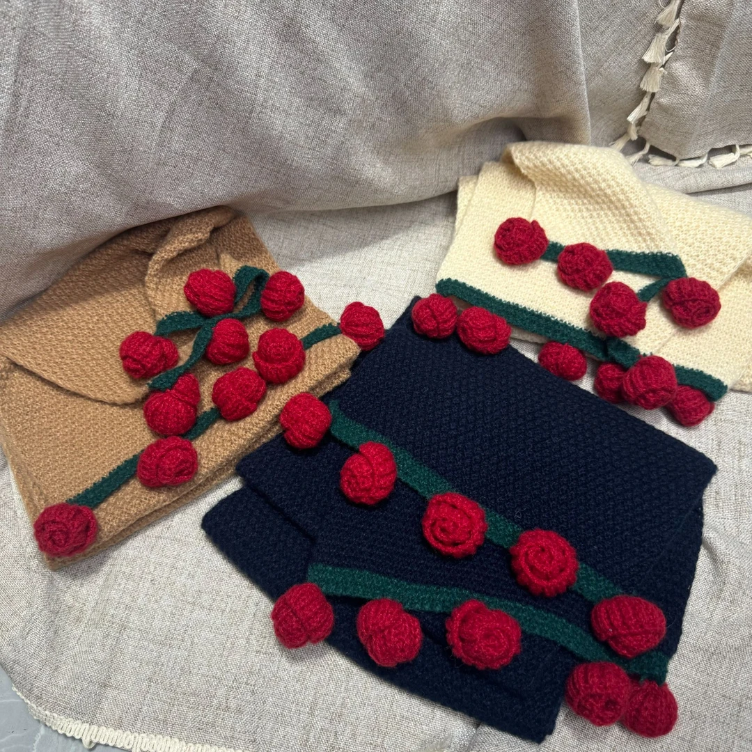 玫瑰花围巾生日礼物日送女生闺蜜妈高级原创设计秋冬时尚2025新款