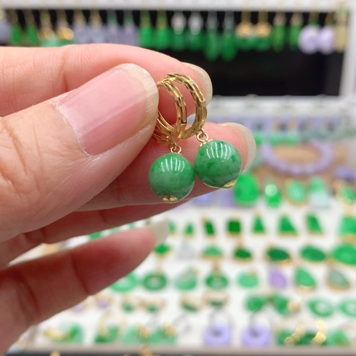 翡翠18K金镶嵌耳饰