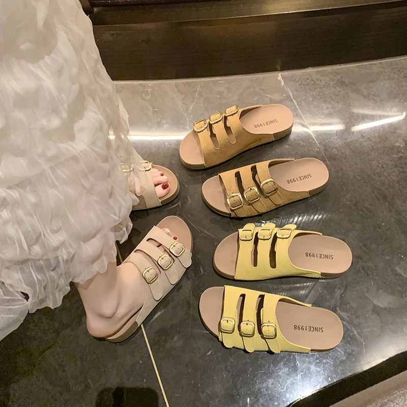 大码女鞋41-43时尚一字凉拖鞋女夏外穿休闲露趾皮带扣沙滩拖鞋女