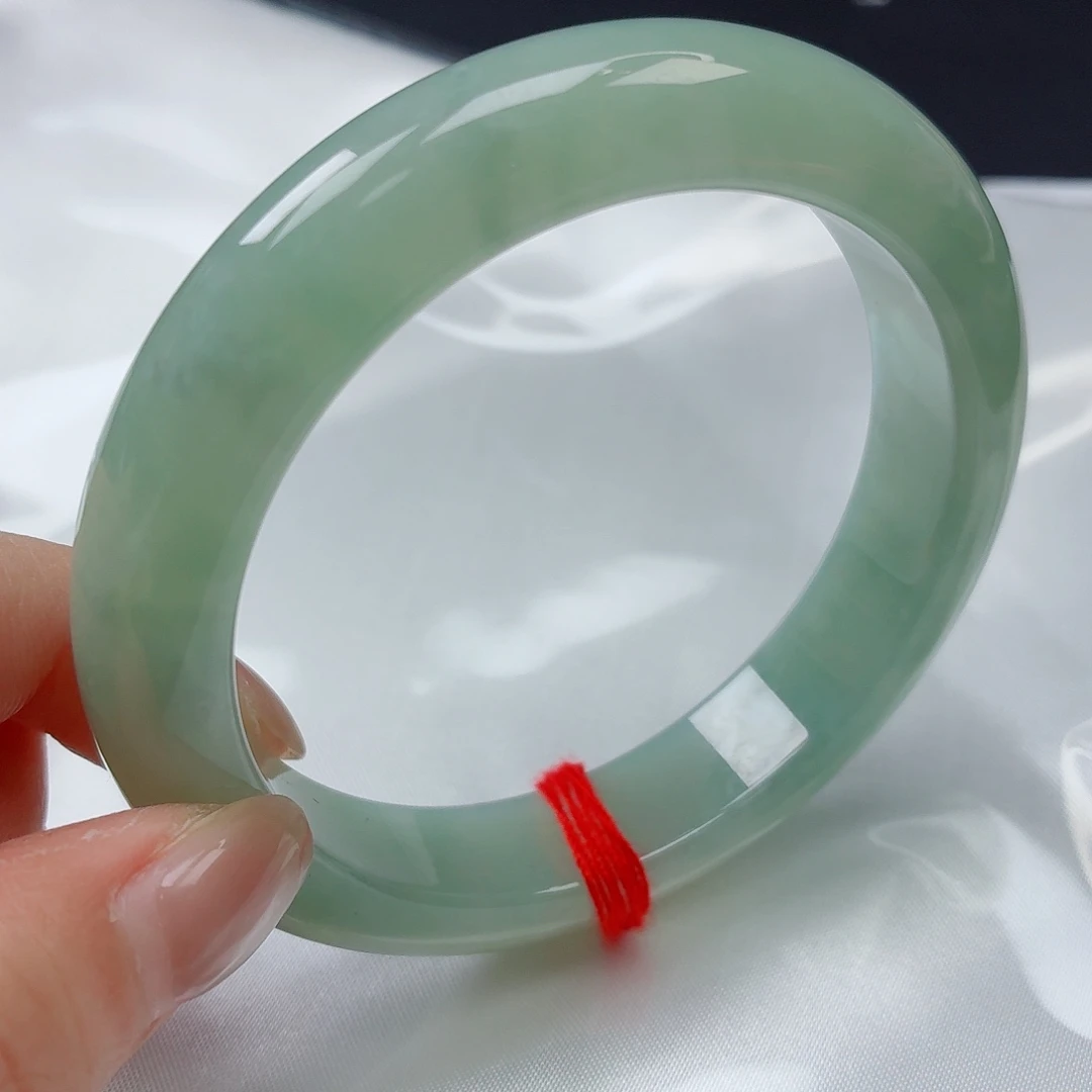 翡翠未镶嵌手镯57