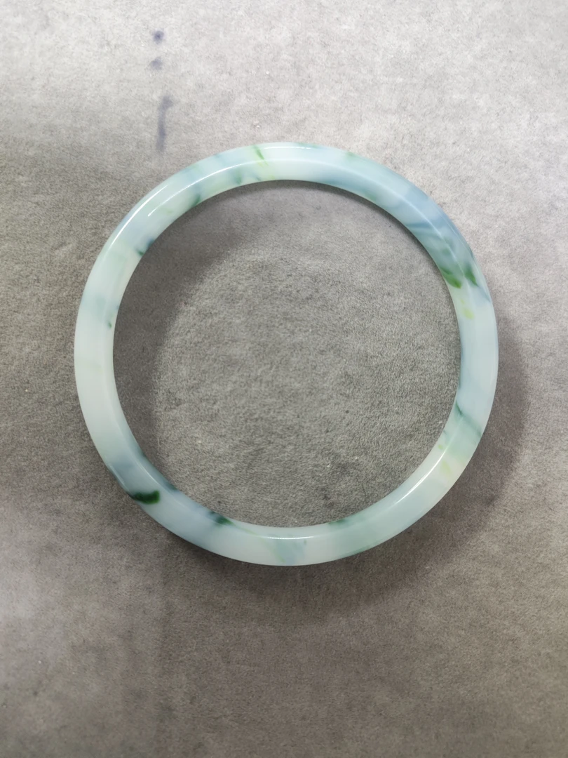 2011号白花瓷色叮当手镯