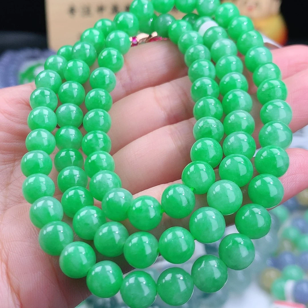 翡翠手链未镶嵌?****。卡7.4mm