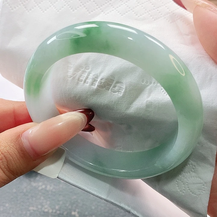 未镶嵌手镯翡翠牛奶底满圈飘花正圈