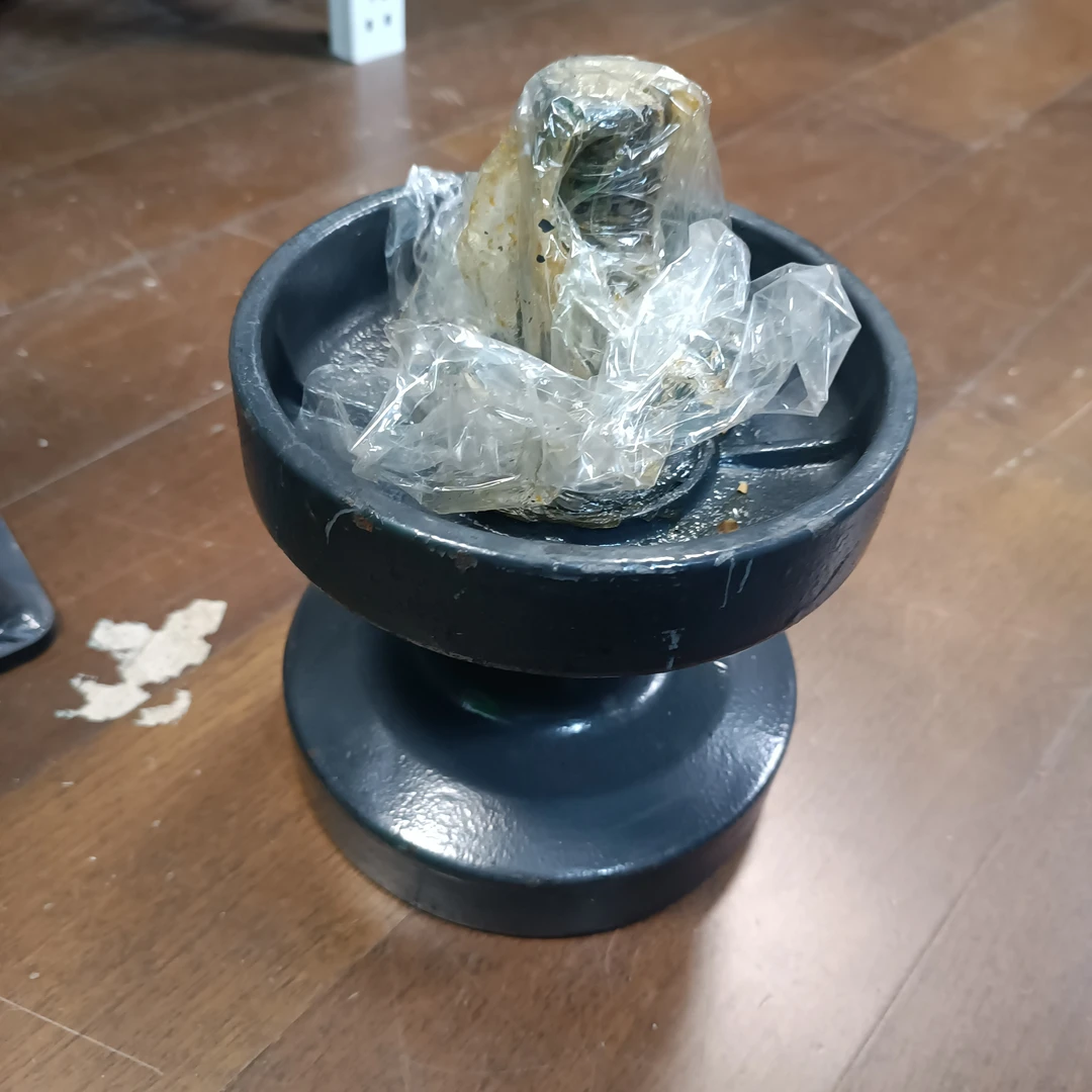 708285880公司件支重轮总成