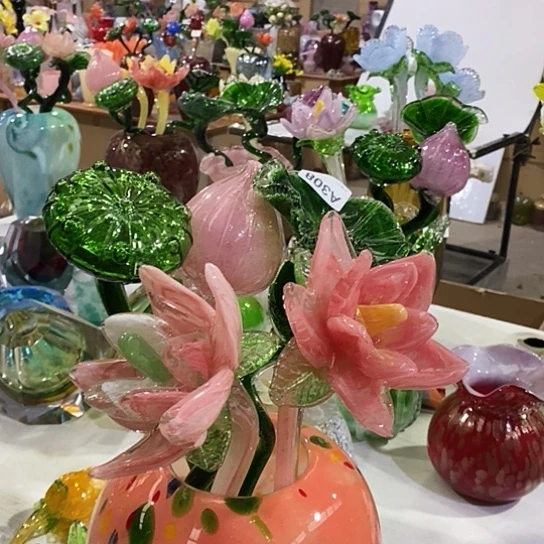 琉璃花瓶高45厘米宽12厘米