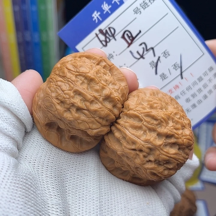 文玩核桃手捻核桃684