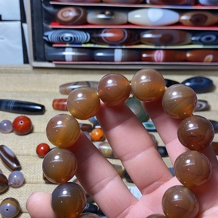玛瑙/玉髓合金颈饰