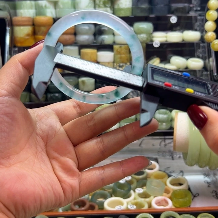 蛇纹石玉合金戒指