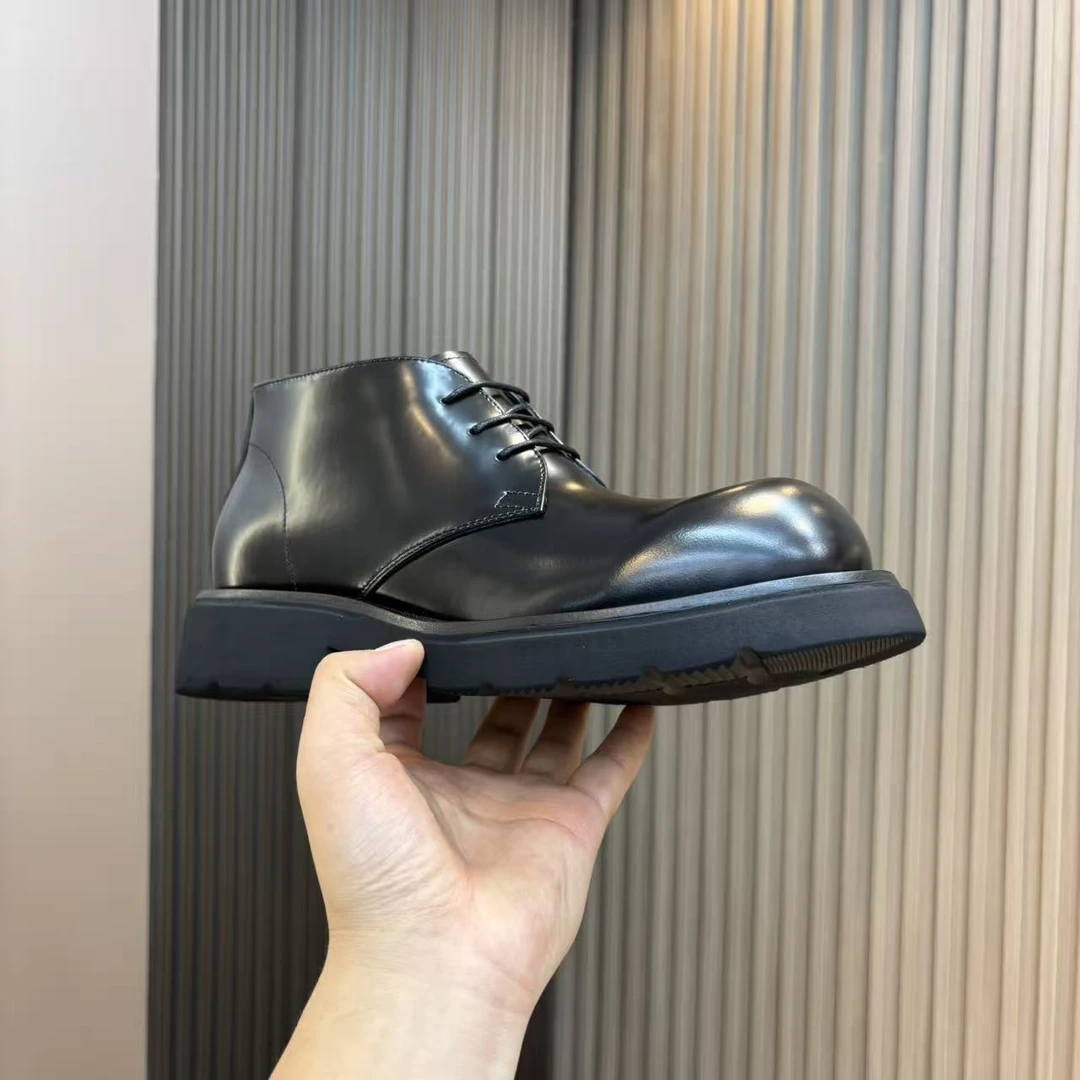 2025秋季新款男士时尚厚底大头商务休闲皮鞋男鞋