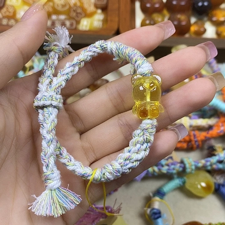 橄榄核吊坠福利小熊手串