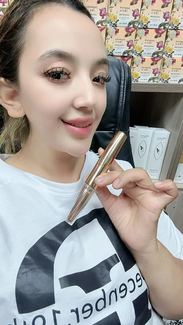 纤长持妆防汗卷翘防水不晕染拉长睫毛膏