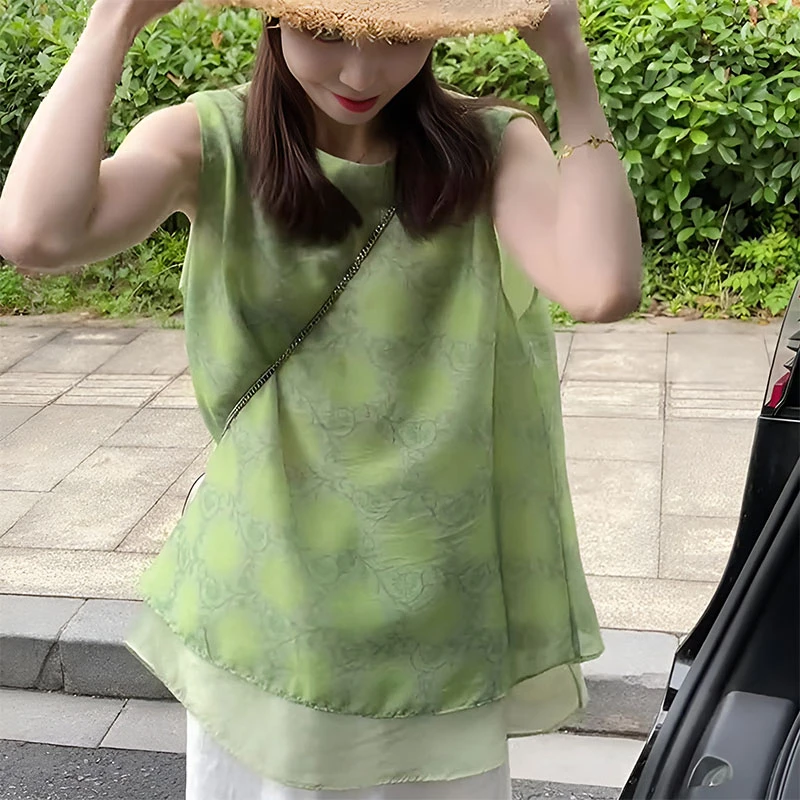 今年流行无袖宽松背心女2025新款夏季印花新中式设计感爆款上衣女